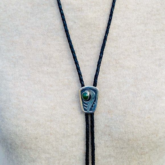 Elegant Sterling Silver Bolo Tie with leather ties also tipped with silver - Picture 4 of 11